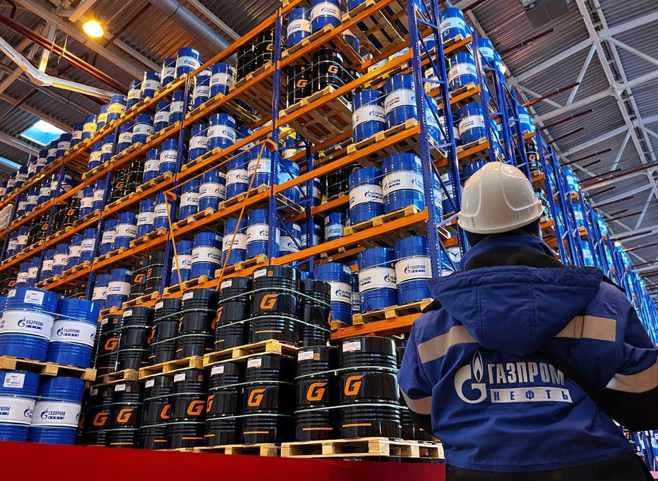 Gazprom gửi chuyến hàng LNG thứ hai bất chấp lệnh trừng phạt