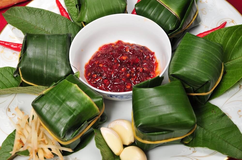 Những đặc sản mà bạn có thể mua về làm quà khi du lịch Huế