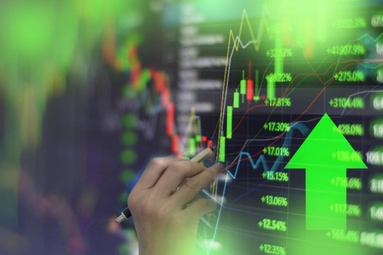 Tin tức kinh tế ngày 5/9: Chứng khoán chạm đỉnh của năm 2023