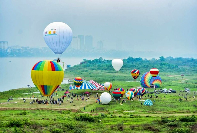 Trải nghiệm ngắm biển trời Đồ Sơn từ khinh khí cầu