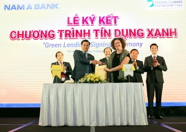 Tin ngân hàng tuần qua: Dùng ứng dụng dữ liệu quốc gia về dân cư giảm rủi ro khi cho vay