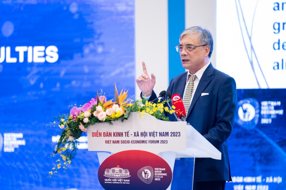 PGS.TS Trần Đình Thiên: Để lưu thông các nguồn lực trong nền kinh tế thị trường, cần hạn chế “xin - cho” PGS.TS Trần Đình Thiên: Để lưu thông các nguồn lực trong nền kinh tế thị trường, cần hạn chế “xin - cho”