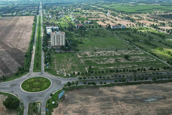 Tin bất động sản tuần qua: TP HCM rà soát toàn diện các dự án nhà ở