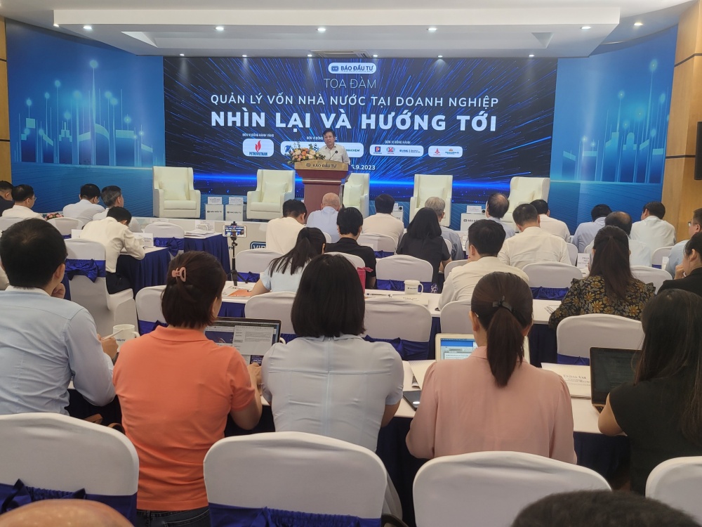 Tọa đàm 