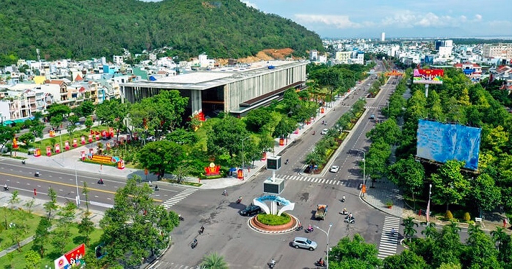 Tin bất động sản tuần qua: Yêu cầu thanh tra toàn diện việc phân lô, bán nền trái phép tại Bình Dương