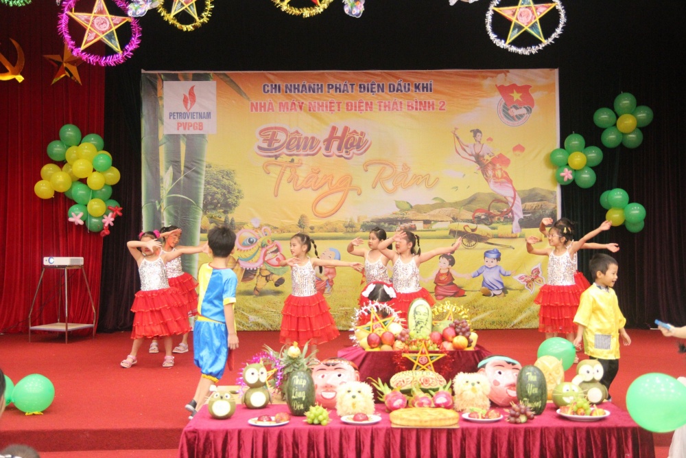 Trung thu đầu tiên ‘Ánh trăng đoàn viên’ tại PVPGB Trung thu đầu tiên ‘Ánh trăng đoàn viên’ tại PVPGB