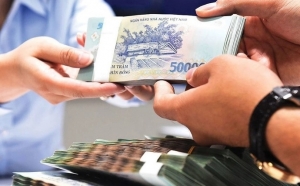 Tin tức kinh tế ngày 7/10: Tiền người dân gửi vào ngân hàng đạt kỷ lục