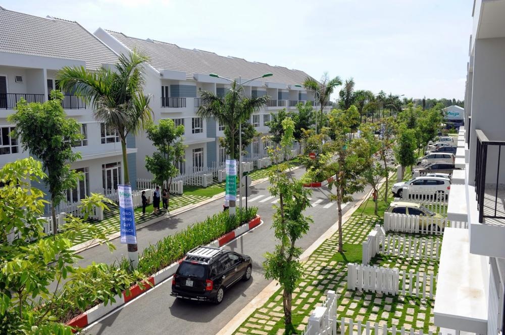Tin bất động sản ngày 11/10: Nguồn cung nhà phố thương mại, biệt thự tại TP HCM thiếu trầm trọng