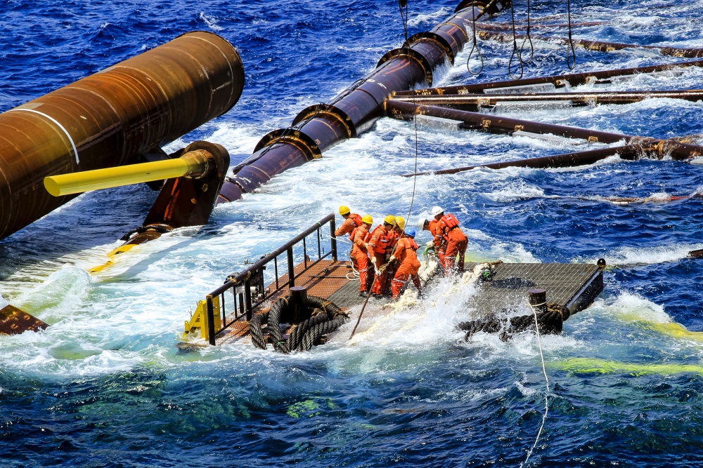 Tác phẩm dự thi của tác giả Trần Ngọc Thịnh thuộc Xí nghiệp Xây lắp, Khảo sát và Sửa chữa các công trình khai thác dầu khí - Vietsovpetro.