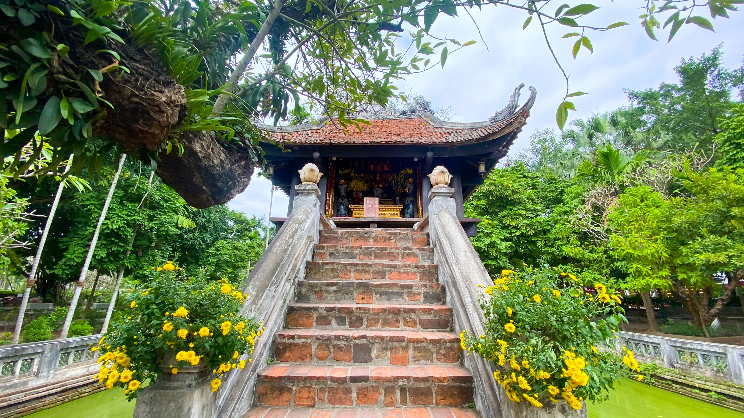 Chùa Một Cột - Di sản văn hóa lịch sử của người Việt Chùa Một Cột Di sản văn hóa lịch sử của người Việt