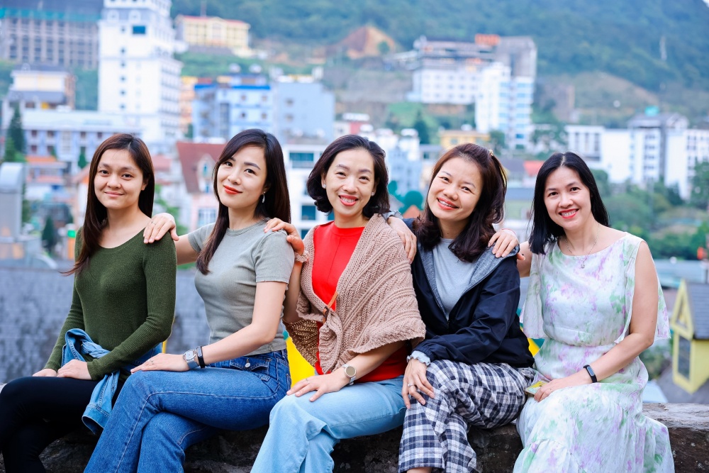 Petrovietnam tổ chức gặp mặt nữ cán bộ, nhân viên Cơ quan Tập đoàn nhân Ngày Phụ nữ Việt Nam 20/10