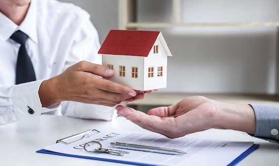 HoREA đề xuất kết hợp hai phương án về đặt cọc bất động sản
