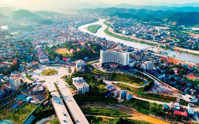 Tin bất động sản ngày 2/11: Lào Cai sắp đấu giá gần 200 thửa đất