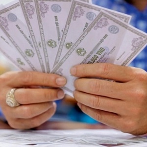 Tin tức kinh tế ngày 12/11: Ngân hàng ồ ạt phát hành trái phiếu
