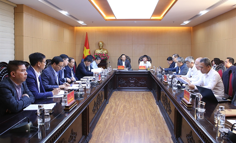 Ninh Bình sẽ làm việc với tinh thần, trách nhiệm cao nhất để đảm bảo mặt bằng Dự án đường dây 500kV mạch 3