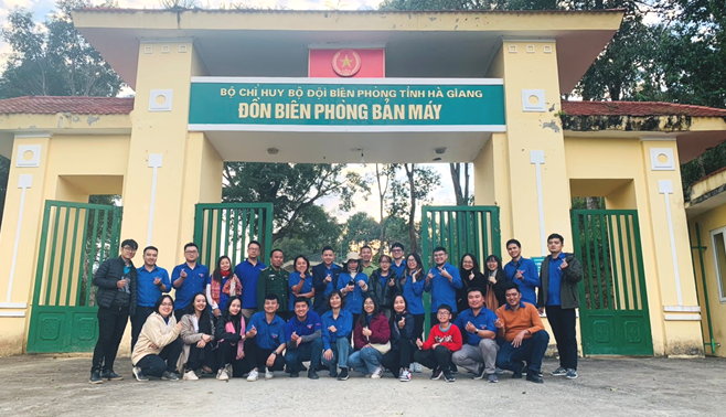 Đoàn Thanh niên VPI, PVChem, PVPGB, FECON tổ chức chương trình đào tạo thực địa kết hợp an sinh xã hội tại Hà Giang Đoàn Thanh niên VPI, PVChem, PVPGB, FECON tổ chức chương trình đào tạo thực địa kết hợp an sinh xã hội tại Hà Giang