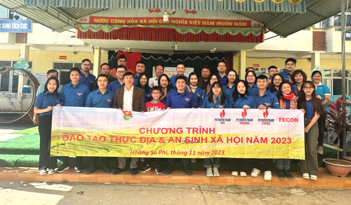 Đoàn Thanh niên VPI, PVChem, PVPGB, FECON tổ chức chương trình đào tạo thực địa kết hợp an sinh xã hội tại Hà Giang Đoàn Thanh niên VPI, PVChem, PVPGB, FECON tổ chức chương trình đào tạo thực địa kết hợp an sinh xã hội tại Hà Giang