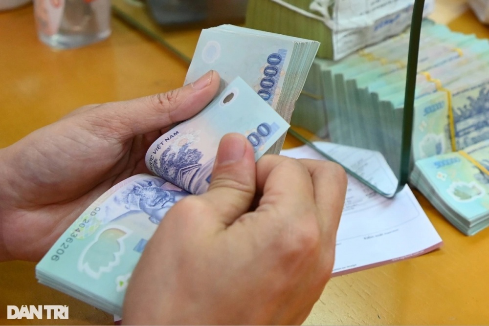 Lại sắp có một đợt hạ lãi suất tiền gửi đồng loạt?