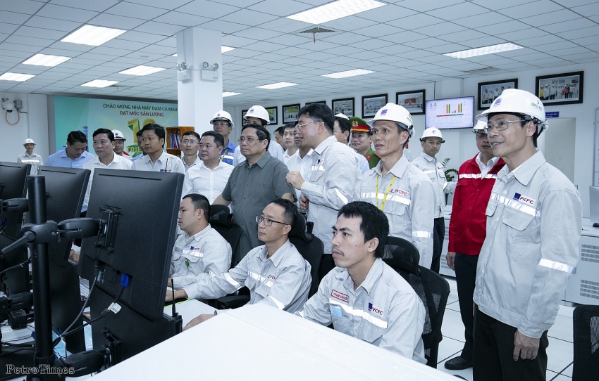 Thủ tướng: “Cần mở rộng quy mô Cụm công nghiệp Khí - Điện - Đạm Cà Mau”