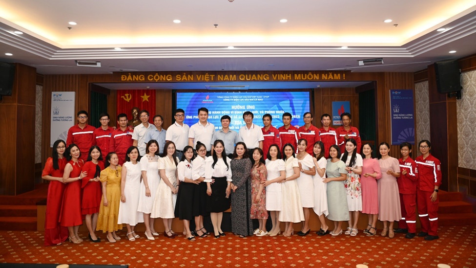 Sôi nổi chương trình Tọa đàm “Bình đẳng giới và sự tiến bộ của phụ nữ” tại PV Power Ca Mau
