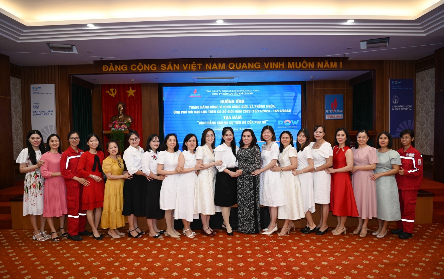 Sôi nổi chương trình Tọa đàm “Bình đẳng giới và sự tiến bộ của phụ nữ” tại PV Power Ca Mau