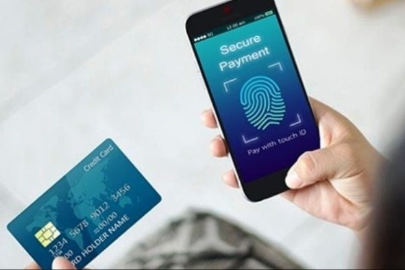 Tin ngân hàng tuần qua: Chuyển tiền trên 10 triệu đồng phải xác thực sinh trắc học