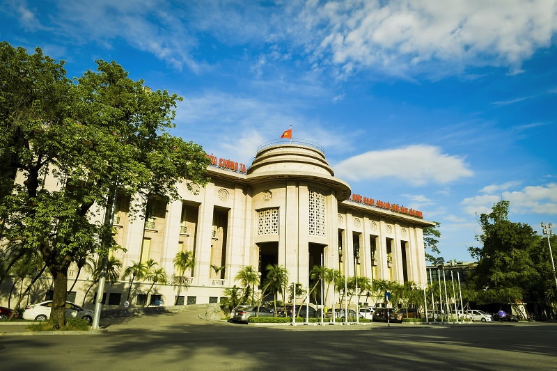 Nhìn lại 2023 - Năm &quot;ngược cơn gió ngược&quot; của ngành ngân hàng | DIỄN ĐÀN TÀI CHÍNH