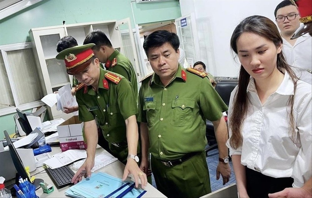 Tin ngân hàng tuần qua: Thủ tướng giao NHNN phối hợp Bộ Công an ngăn chặn tín dụng đen