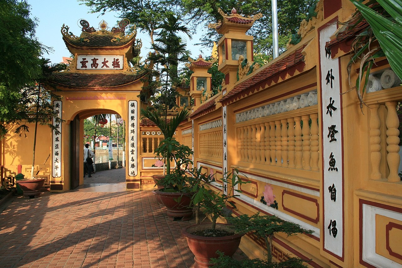 Trấn Quốc   Cổ tự linh thiêng bên Hồ Tây thơ mộng