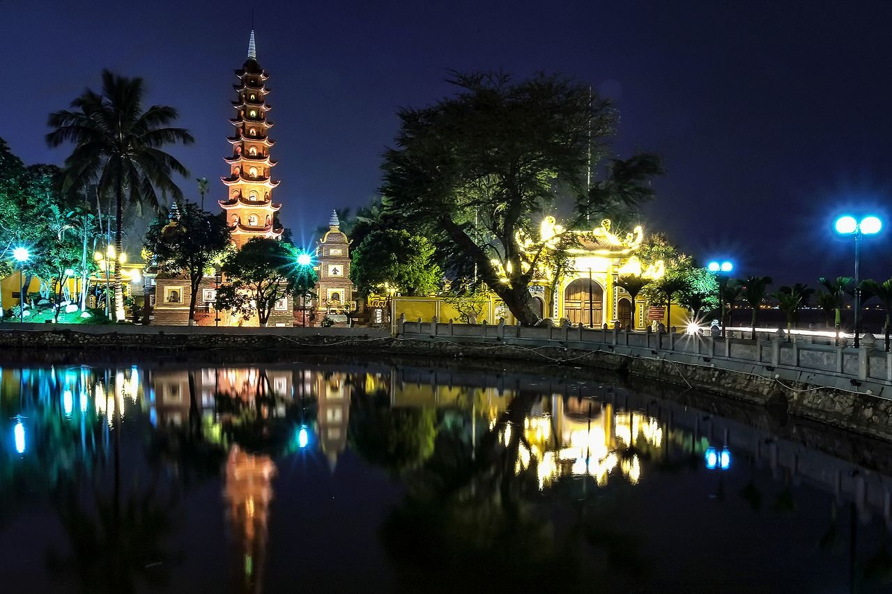 Trấn Quốc - Cổ tự linh thiêng bên Hồ Tây thơ mộng