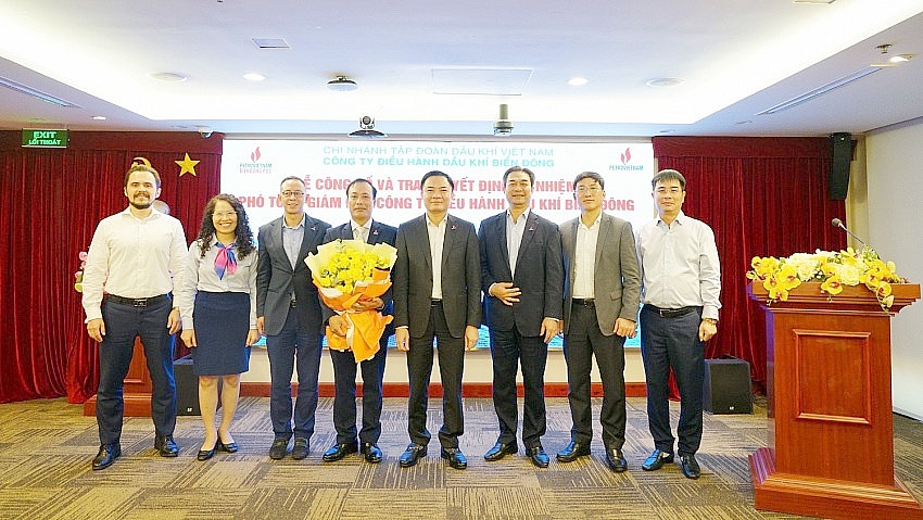 Công bố quyết định bổ nhiệm Phó Tổng Giám đốc BIENDONG POC