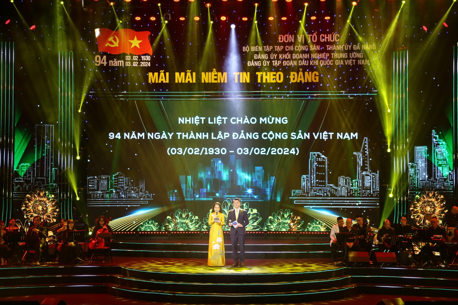 Lắng đọng những giai điệu tự hào tại chương trình “Mãi mãi niềm tin theo Đảng” năm 2024 Lắng đọng những giai điệu tự hào tại chương trình “Mãi mãi niềm tin theo Đảng” năm 2024
