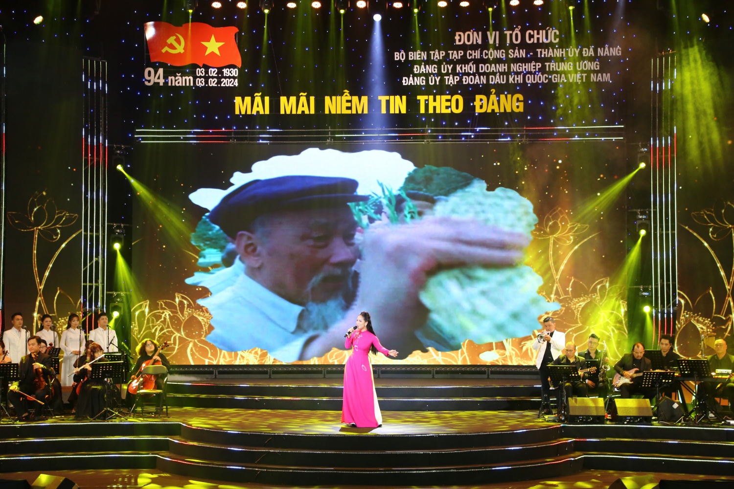 Lắng đọng những giai điệu tự hào về Đảng tại chương trình “Mãi mãi niềm tin theo Đảng” năm 2024 Lắng đọng những giai điệu tự hào về Đảng tại chương trình “Mãi mãi niềm tin theo Đảng” năm 2024