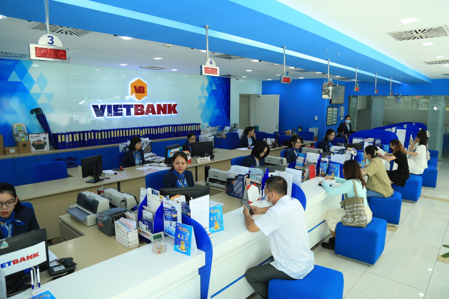 Tin ngân hàng ngày 2/2: Vietbank lãi trước thuế gần 394 tỷ đồng