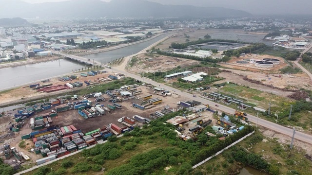 Tin bất động sản ngày 16/2: Diễn biến mới nhất vụ chiếm dụng hàng chục nghìn m2 đất ở Quy Nhơn