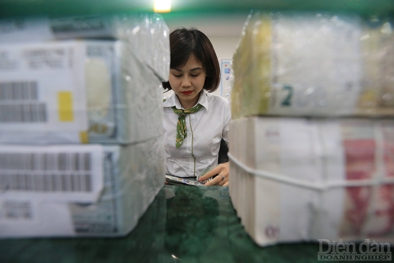 Năm 2023 nền kinh tế Việt Nam từng bước được phục hồi, phát triển ổn định và tạo đà phát triển cho năm 2024. Ảnh: Quốc Tuấn