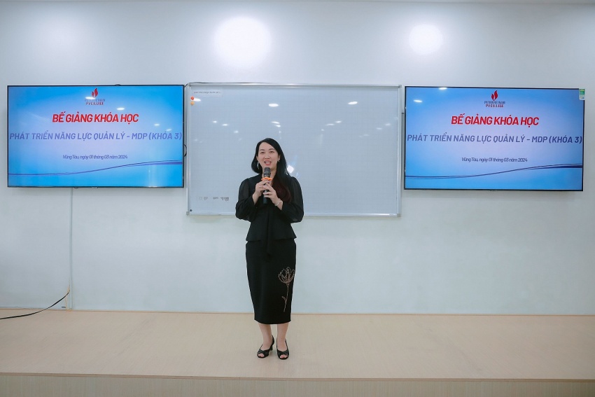 Bế giảng Khóa học phát triển Năng lực quản lý – MDP