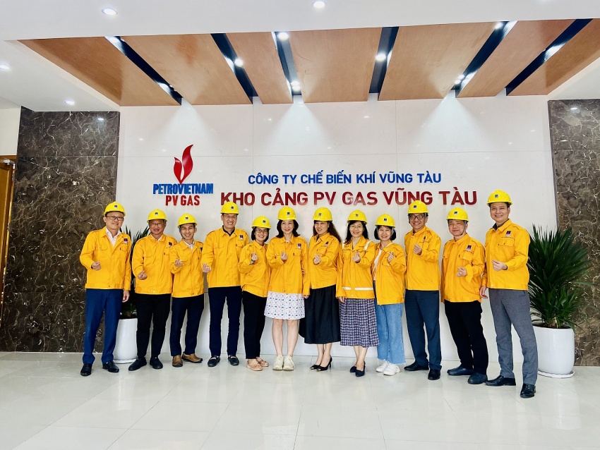 Bế giảng Khóa học phát triển Năng lực quản lý – MDP