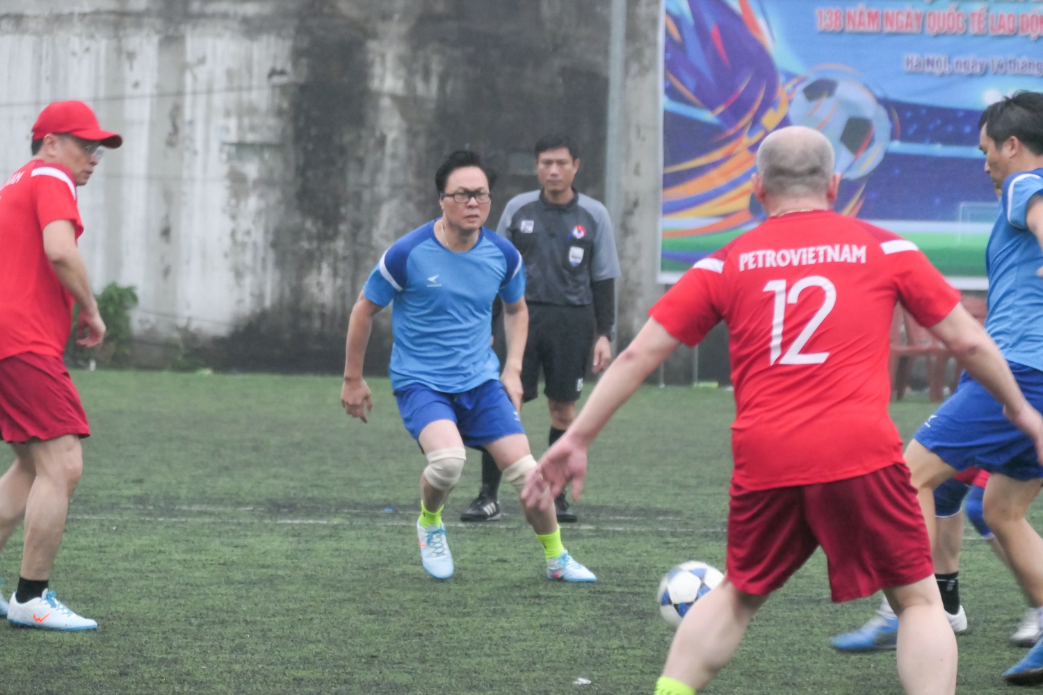 Bế mạc Giải bóng đá Cúp Tứ Hùng do Đoàn Thanh niên Cơ quan Tập đoàn Dầu khí Việt Nam tổ chức