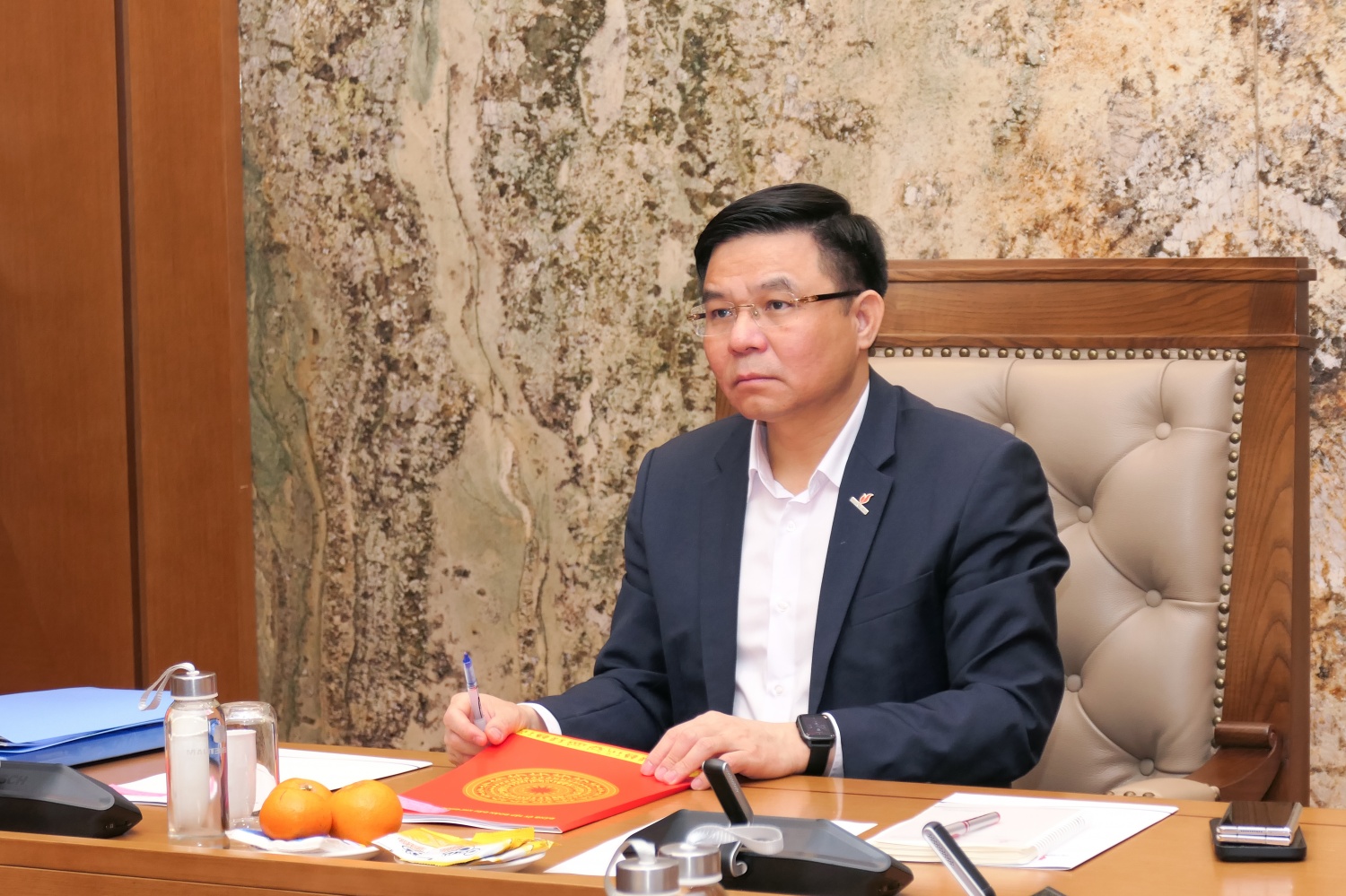 Petrovietnam tham dự Hội nghị bồi dưỡng kiến thức về kinh tế Việt Nam của Đảng ủy Khối DNTW