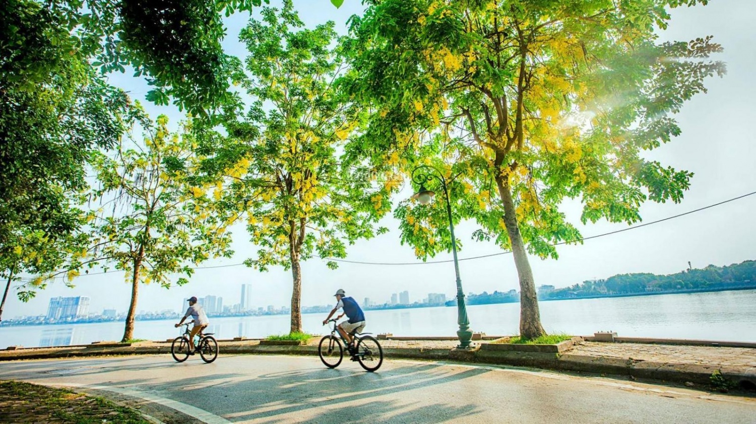Quảng An lọt Top 30 con đường đẹp nhất thế giới