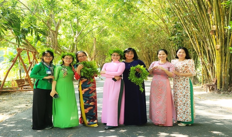 Dây bòng bong - Nét đẹp nơi rừng tràm Xẻo Quít