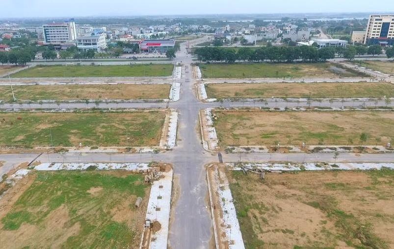 Tin bất động sản ngày 30/3: Công ty nào trúng đấu giá khu đất hơn 3.600m2 ở Thanh Hóa?