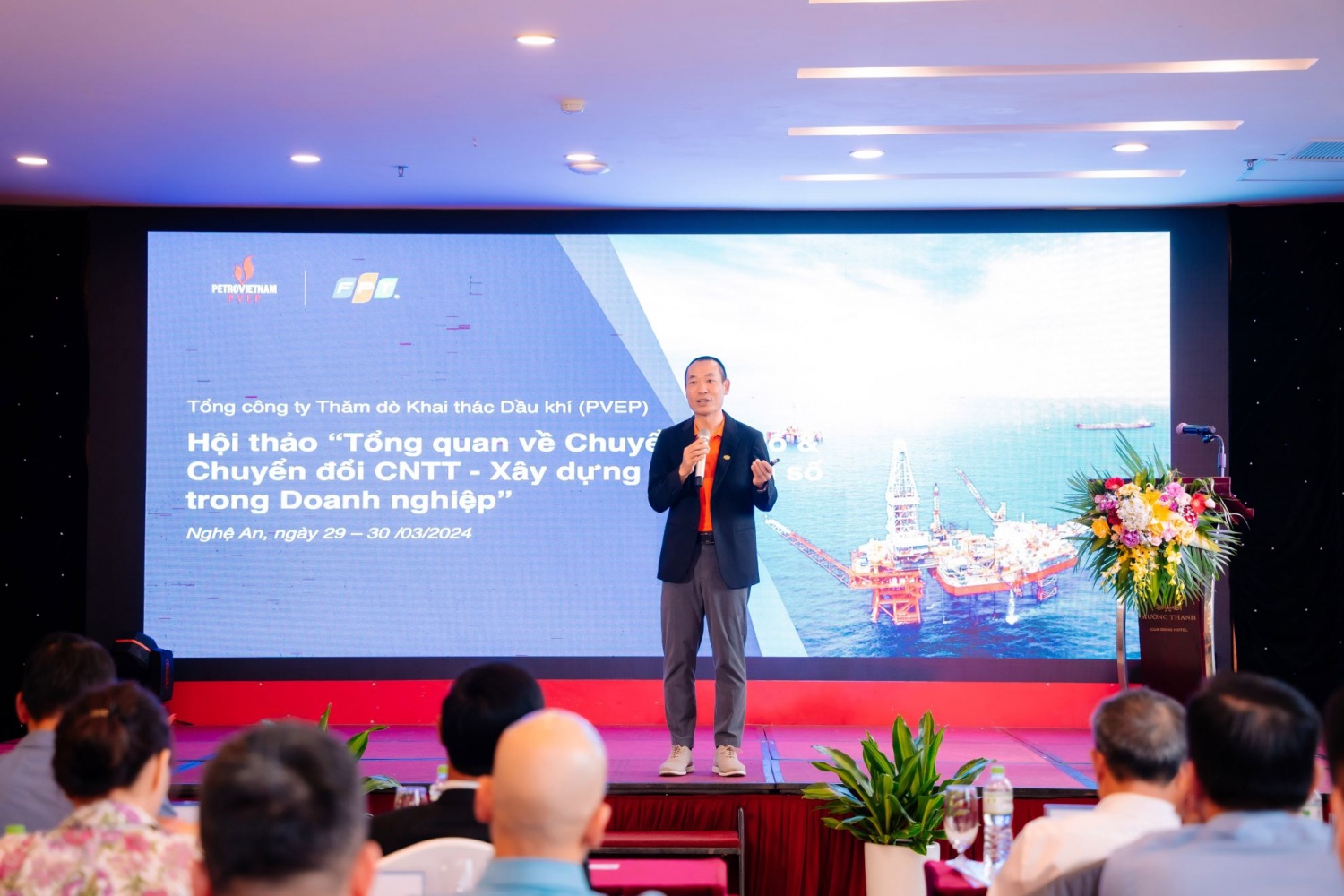 PVEP tổ chức đào tạo, hội thảo nhằm “vững nền tảng, chắc thành công” trong triển khai chuyển đổi số PVEP tổ chức đào tạo, hội thảo nhằm “vững nền tảng, chắc thành công” trong triển khai chuyển đổi số