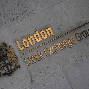 Shell cân nhắc rời Sở giao dịch chứng khoán London