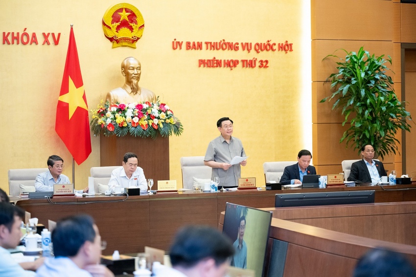 ỦY BAN THƯỜNG VỤ QUỐC HỘI KHAI MẠC PHIÊN HỌP THỨ 32: SẼ XEM XÉT, CHO Ý KIẾN 18 NỘI DUNG QUAN TRỌNG ỦY BAN THƯỜNG VỤ QUỐC HỘI KHAI MẠC PHIÊN HỌP THỨ 32: SẼ XEM XÉT, CHO Ý KIẾN 18 NỘI DUNG QUAN TRỌNG