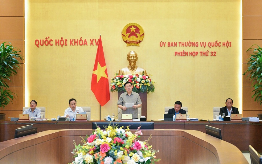 ỦY BAN THƯỜNG VỤ QUỐC HỘI KHAI MẠC PHIÊN HỌP THỨ 32: SẼ XEM XÉT, CHO Ý KIẾN 18 NỘI DUNG QUAN TRỌNG ỦY BAN THƯỜNG VỤ QUỐC HỘI KHAI MẠC PHIÊN HỌP THỨ 32: SẼ XEM XÉT, CHO Ý KIẾN 18 NỘI DUNG QUAN TRỌNG