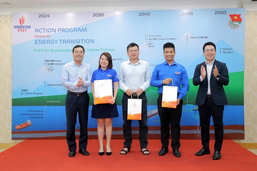 Con người giữ vai trò quan trọng trong quá trình thích ứng với chuyển dịch năng lượng của PVEP Con người giữ vai trò quan trọng trong quá trình thích ứng với chuyển dịch năng lượng của PVEP