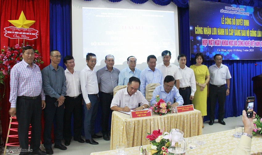 Hội Dầu khí Việt Nam ký thỏa thuận hợp tác với Sở Khoa học và Công nghệ Cà Mau
