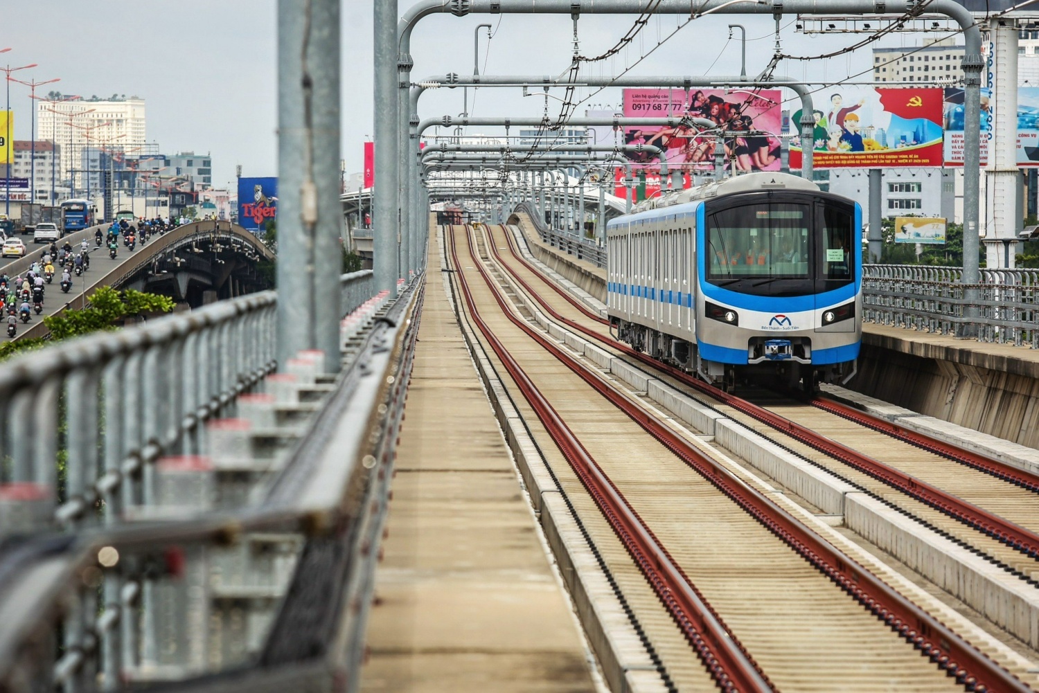 [Chùm ảnh] Hình ảnh toàn tuyến Metro số 1 sau hơn 10 năm khởi công